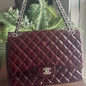 Patent leather quilt design Chanel bag
